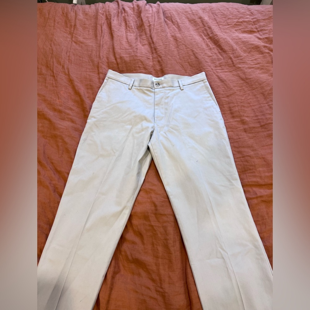 Dockers Cream Pleated Pants, Men’s 34x29